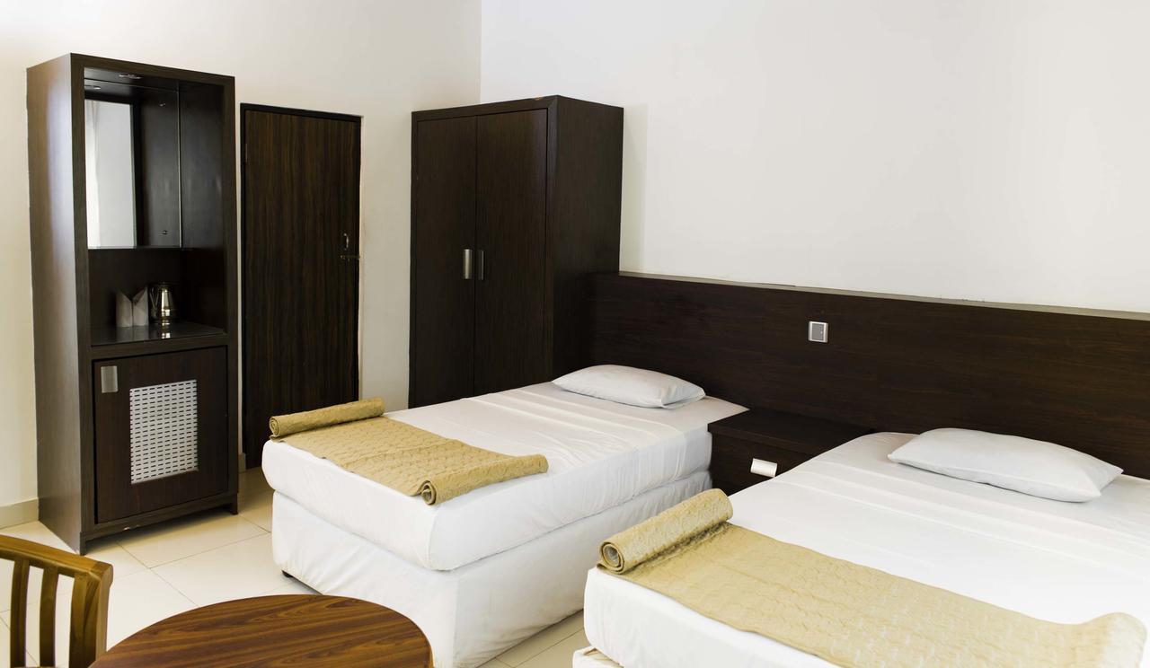 Hotel Sunshine Colombo Exterior photo
