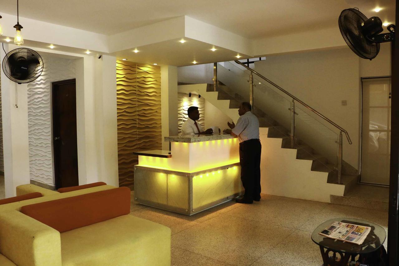 Hotel Sunshine Colombo Exterior photo